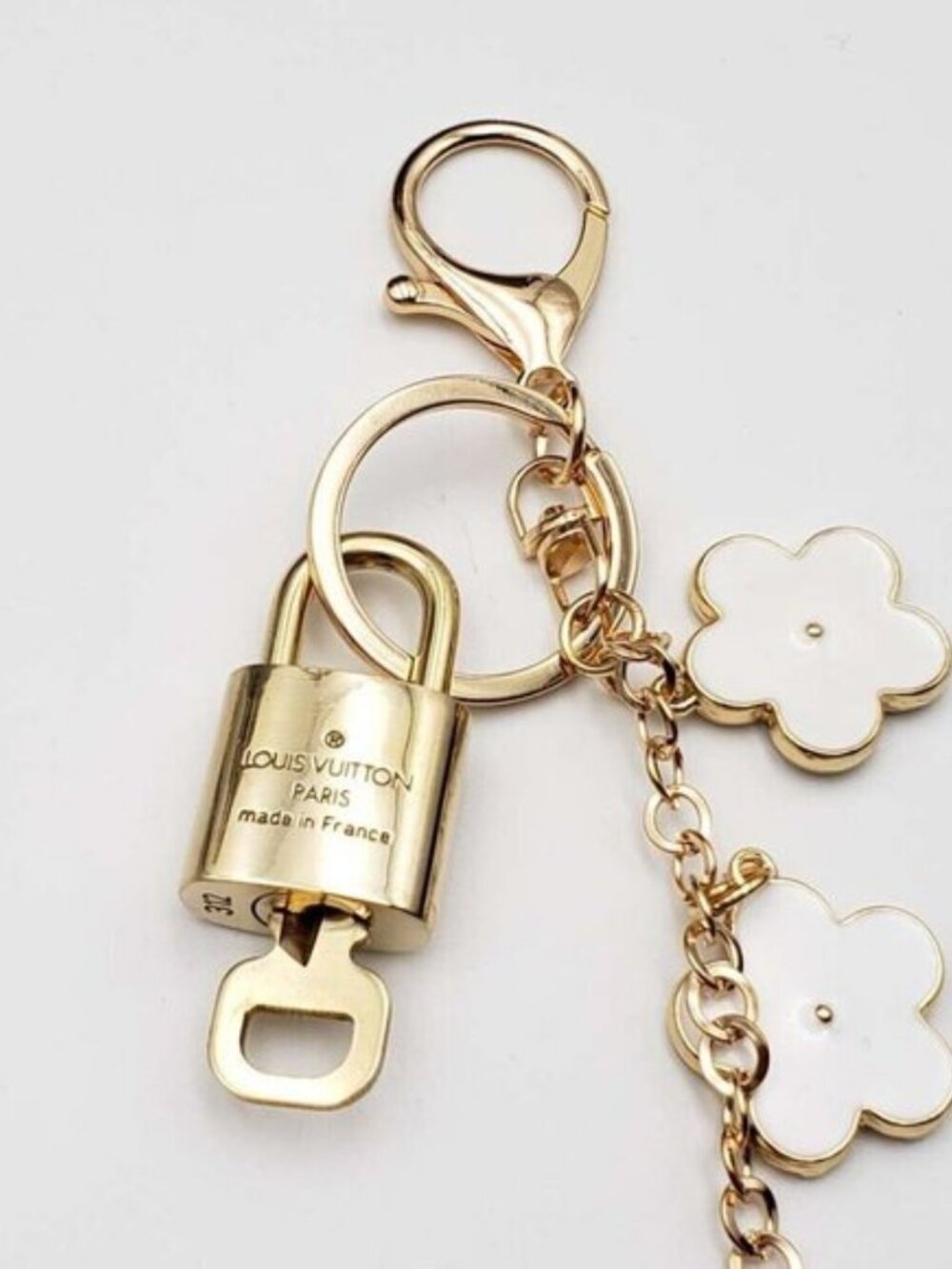 Louis Vuitton Gold Lock 🔒 Authentic LV Key + Unbranded Flower Bag Charm - Picture 4 of 6